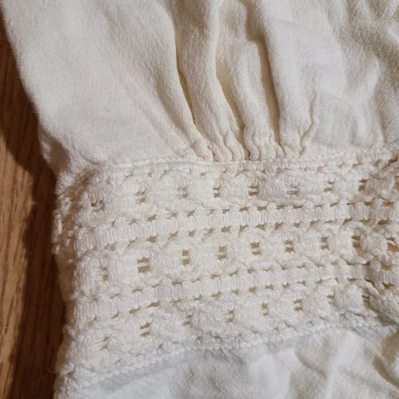 Little white dress. - Picture 12 of 16